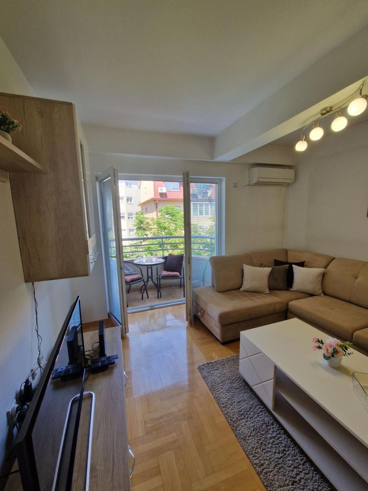 Kamche Lux Apartment Escópia Exterior foto